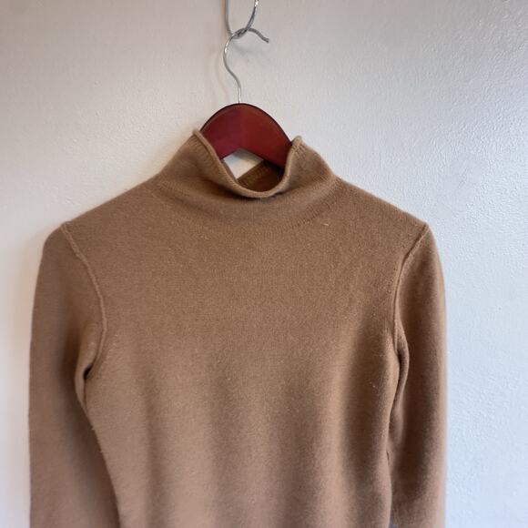 Paychi Guh 100% Baby Cashmere Camel Turtleneck Sweater Size S Quiet Luxury $488 - Picture 7 of 11